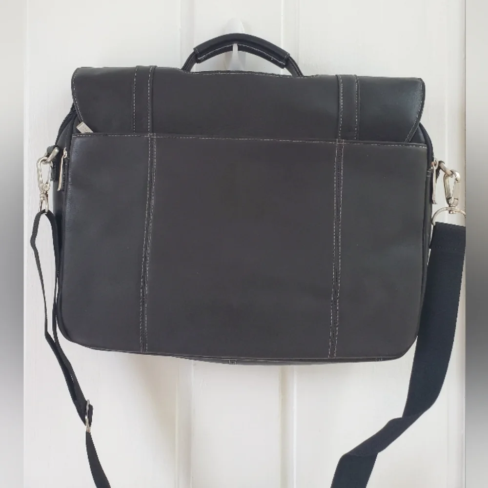 Like New Kenneth Cole Reaction Colombian Leather Flapover Laptop Bag - Brown